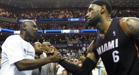 NBA转会风云：哈登加盟雄鹿，快船重组，鲍尔默未来动向成谜