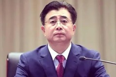 西甲边锋登贝莱荣膺金球奖：西甲足球技艺闪耀世界舞台