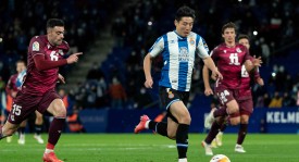 安东尼25岁生日篮球赛25分MVP绝平关键球创生涯高光